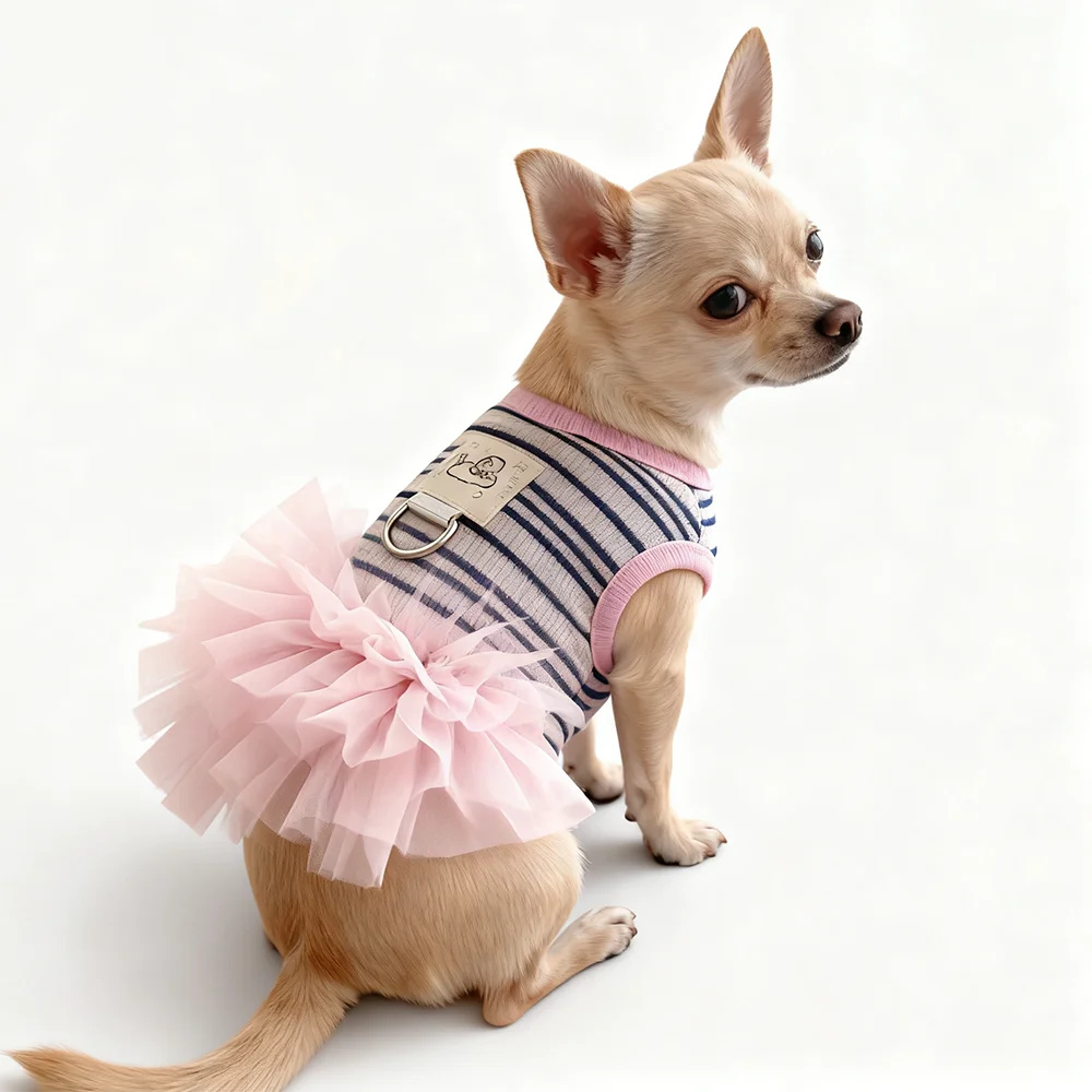 Vestito Rosa in Tulle con Pettorina a D-Ring per Cani