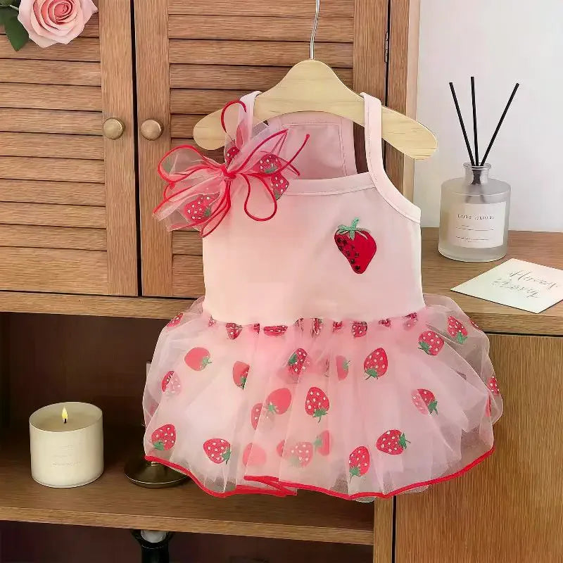 Vestito da Principessa con Fragole per Gatti e Cani di Piccola Taglia