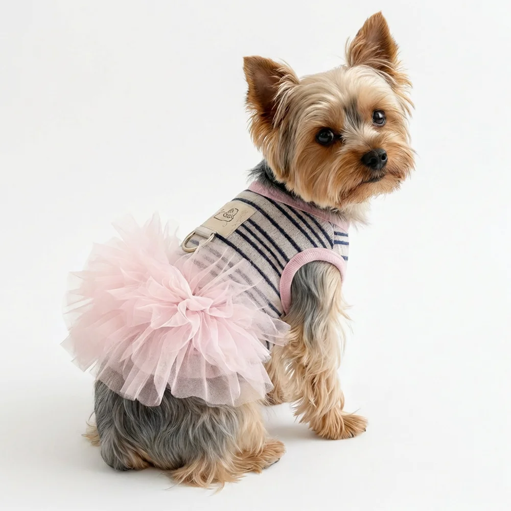 Vestito Rosa in Tulle con Pettorina a D-Ring per Cani